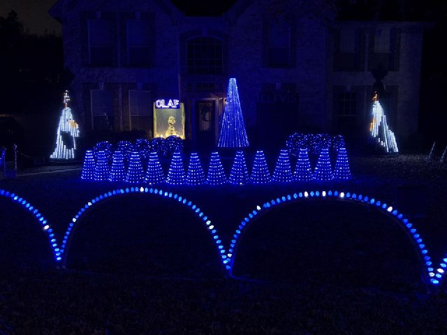 Elfvis & the Kringles — Christmas lights in Round Rock, TX