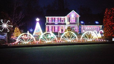 Maple Ridge Lights — Christmas lights in Burlington, NC