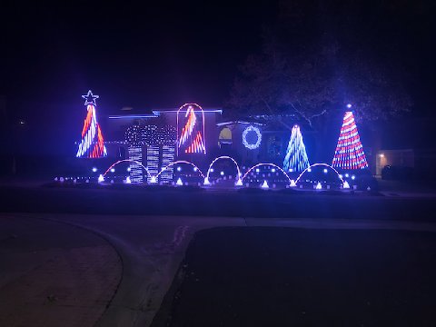1500 Gray Rock Pl NE — Christmas lights in Albuquerque , NM